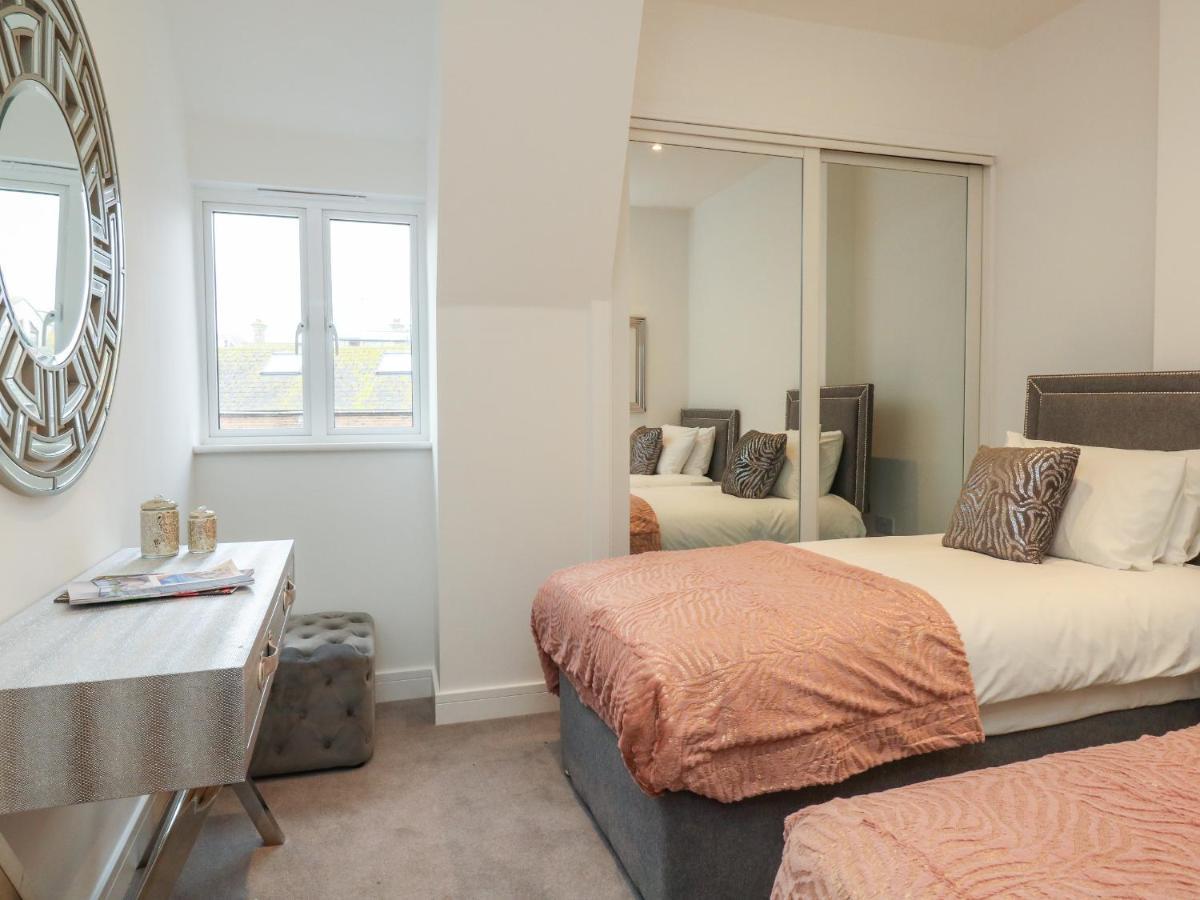 Апартаменты Harbourside Haven Penthouse 2 Уэймут Экстерьер фото